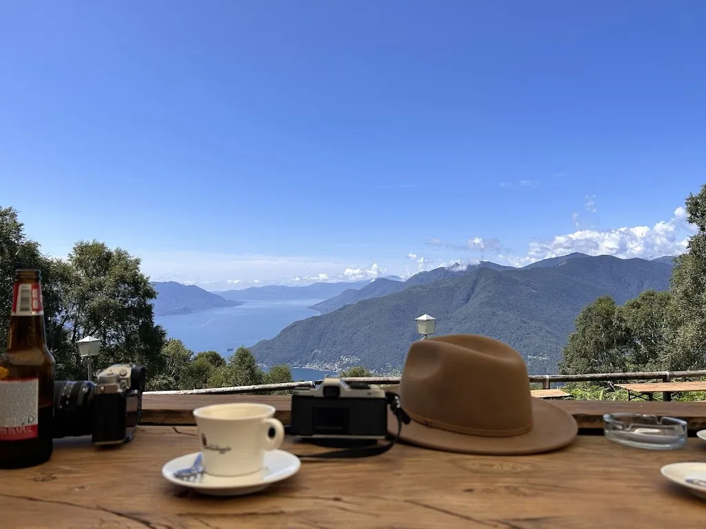 RachelBroncaStudio_Ristoro Lago Delio_Maccagno_review