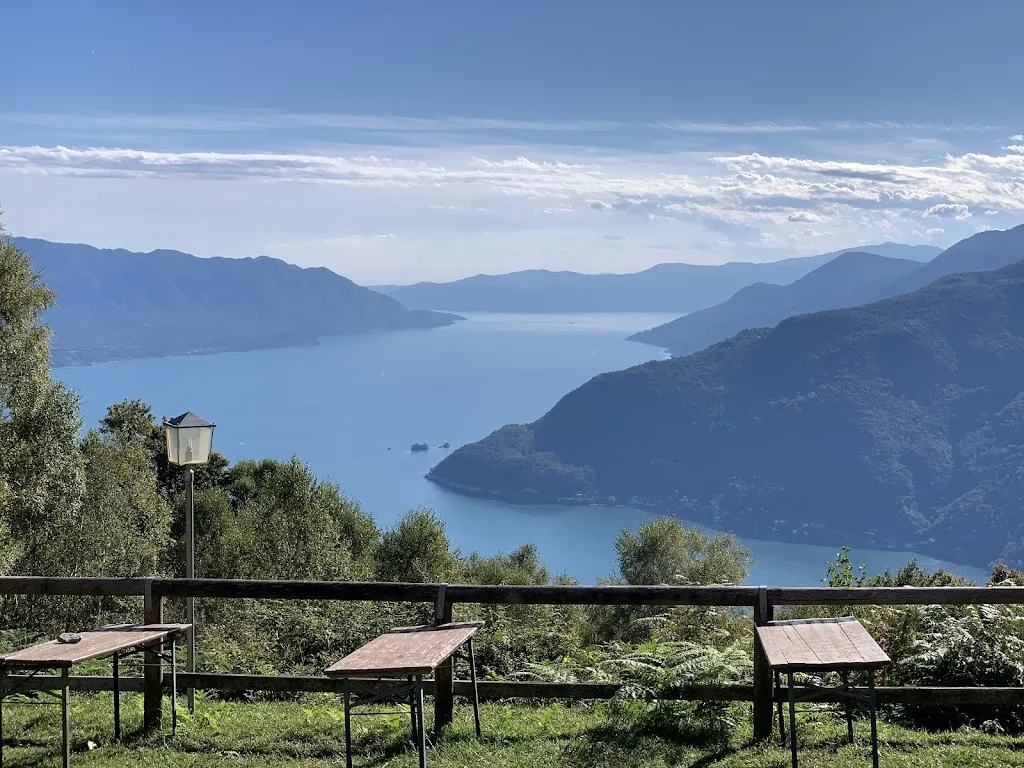 Egor Andreev_Ristoro Lago Delio_Maccagno_review