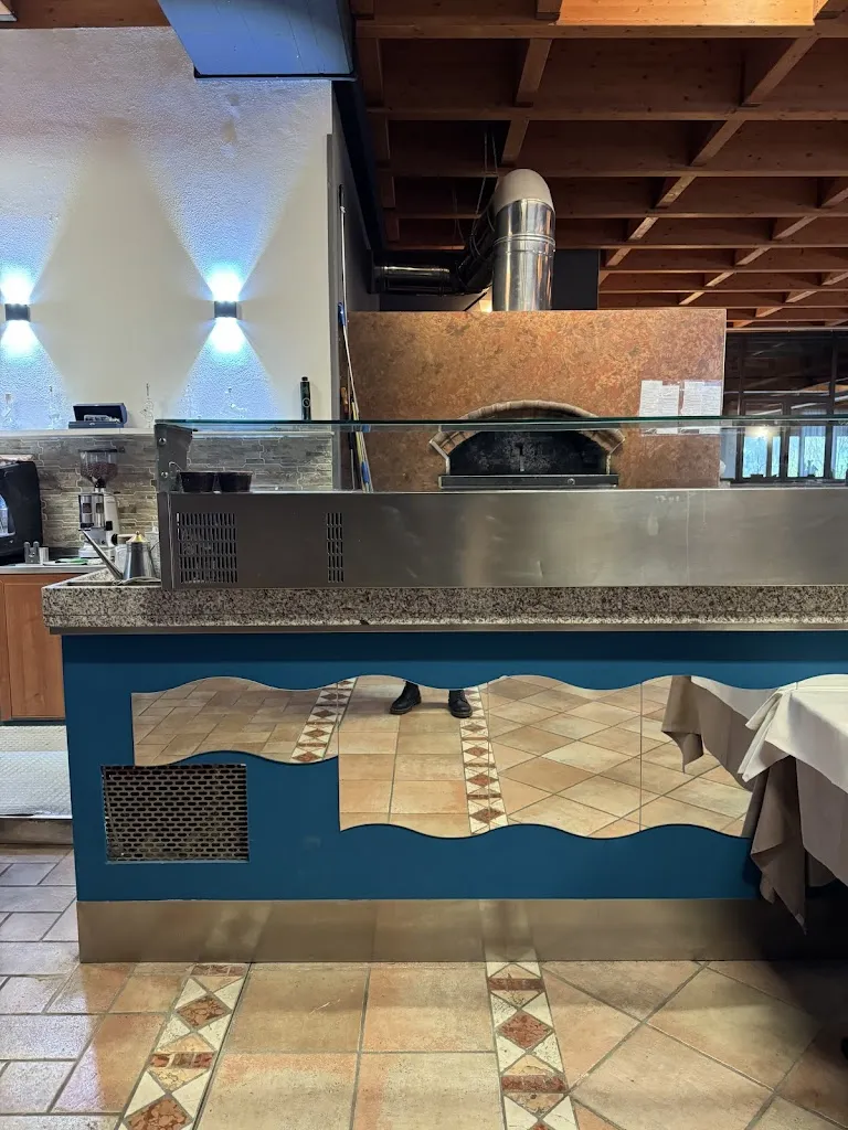 Massimiliano_RISTORANTE PIZZERIA DA ANGELO AL CROCIALE_Lumezzane_review