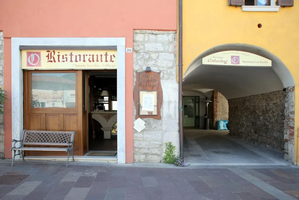 Osteria Vecchia Bottega Srl restaurant in Lumezzane