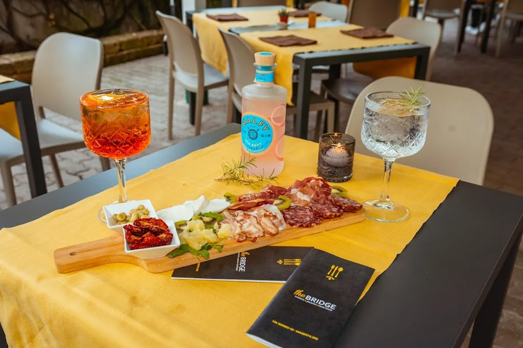 Ristorante Magenta The Bridge restaurant in Magenta