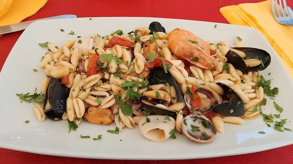 Annarita DI Sena_PianoB - Pizzeria - Ristorante - Gastronomia - Avetrana_Avetrana_review