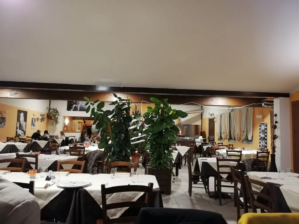 Ristorante Magrej restaurant in Magreglio