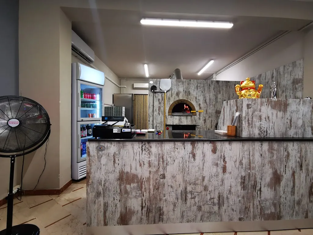 PIZZERIA DOPPIO ZERO restaurant in Mairano