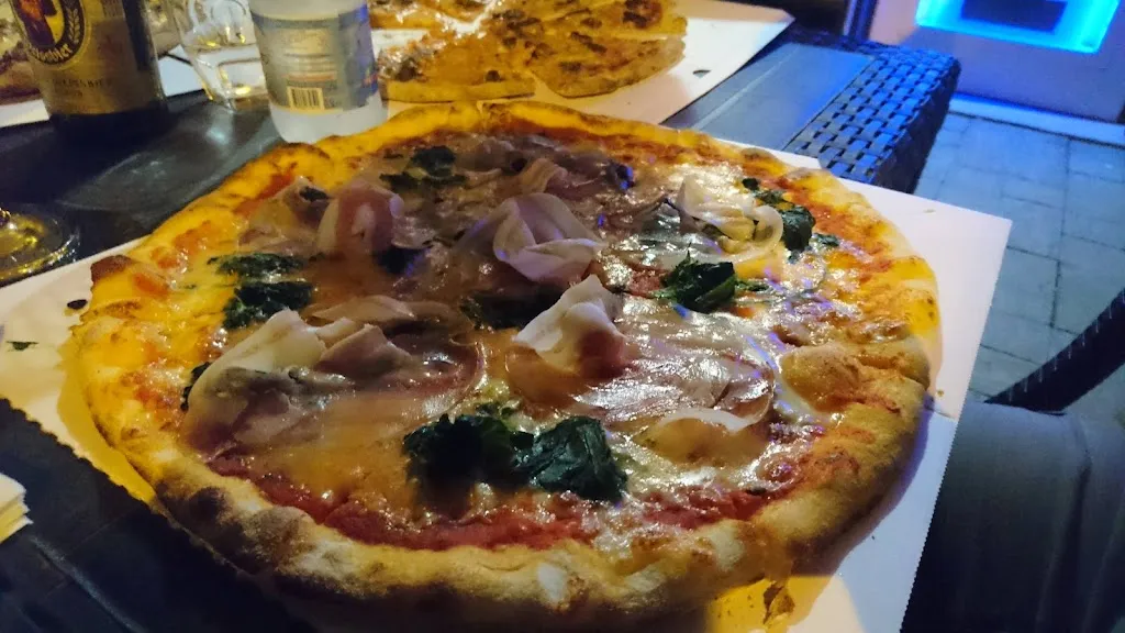 Enrico Mazzon_Agorà Pizzeria & Bar - Malagnino_Malagnino_review