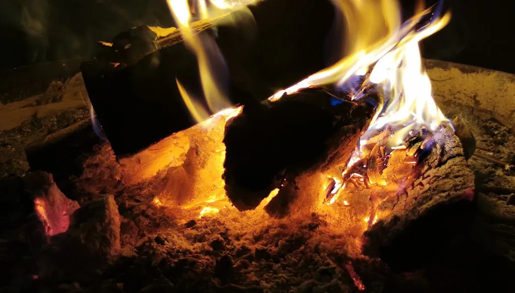 LE FONDUE CHEZ NOUZ_Malagnino_slider_image_3