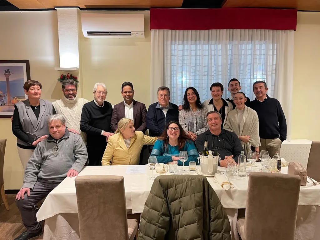 Ristorante Autoespresso_Mairago_slider_image_1