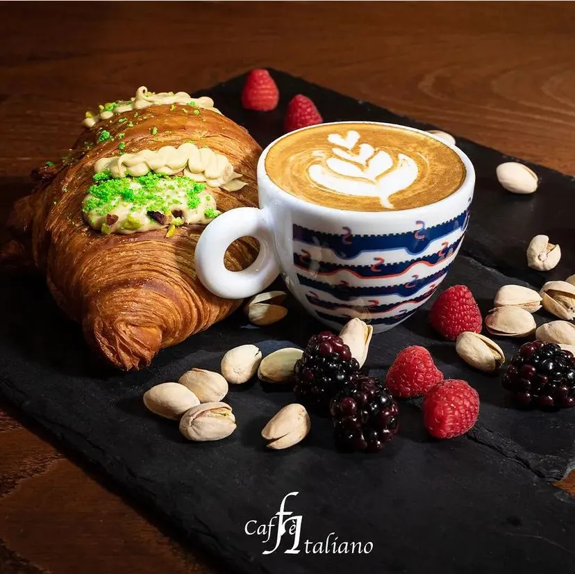 Caffè Italiano di Passolunghi Floriano_Maleo_slider_image_3
