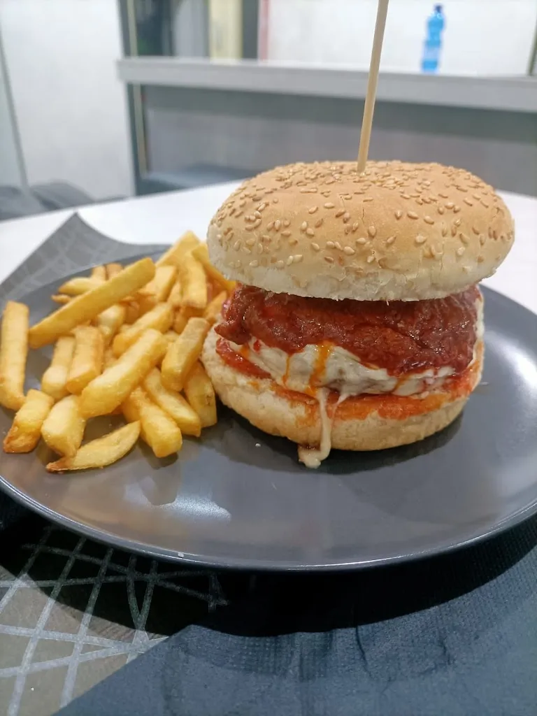 Silvia Calzaferri_D'ISTINTO bar pizzeria caffetteria_Malonno_review