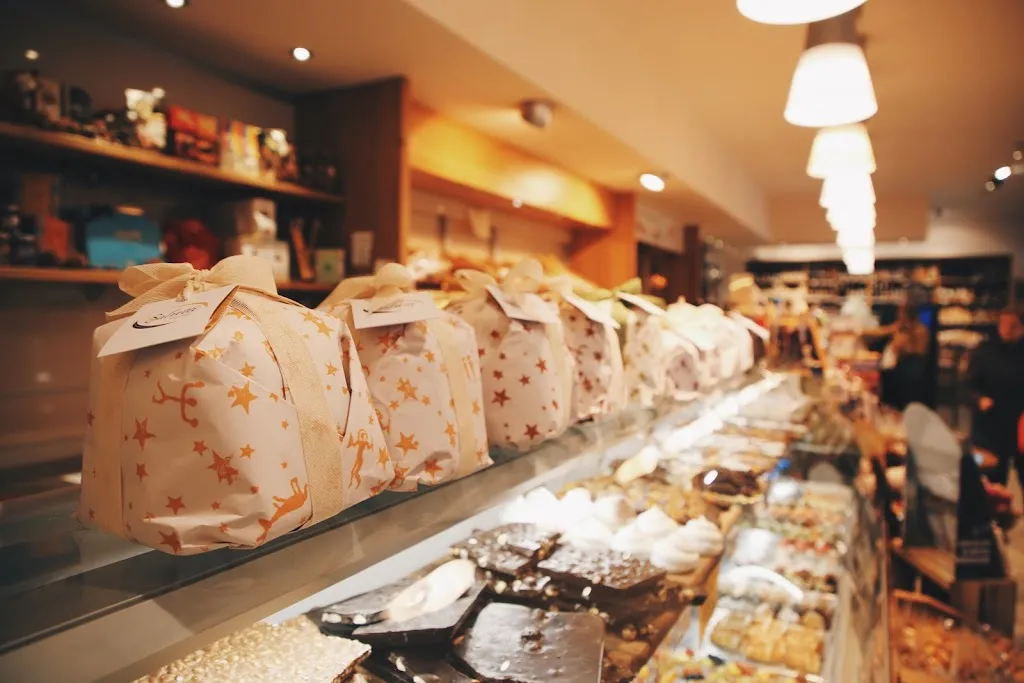 Salvetti 1885 Forneria Pasticceria Caffetteria Malonno restaurant in Malonno