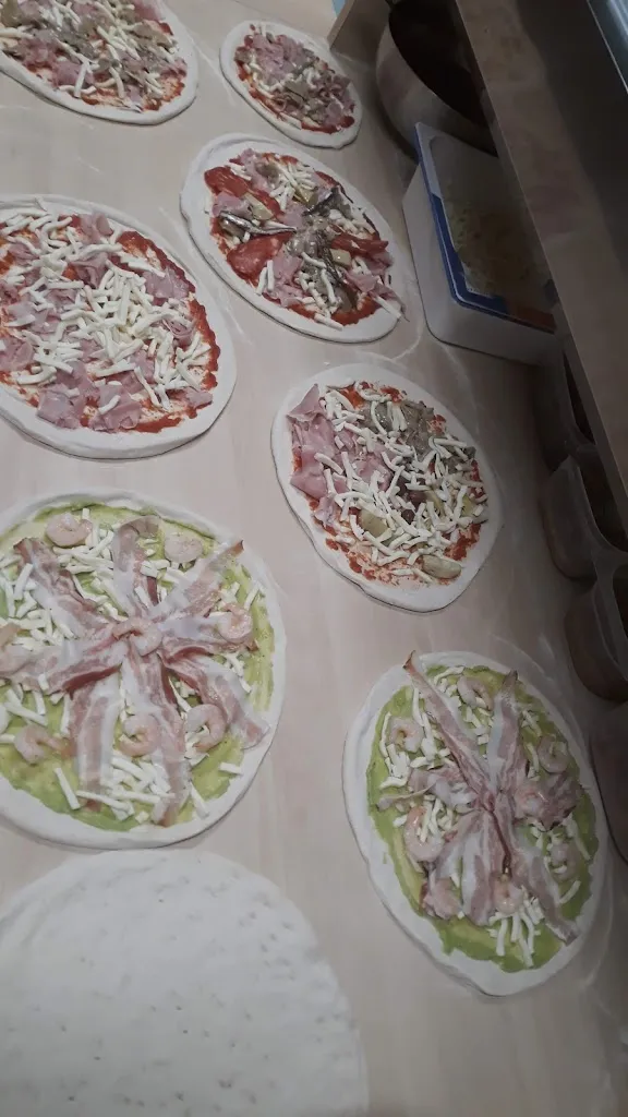 Menu_Pizza da Tony_Marcallo_image_6