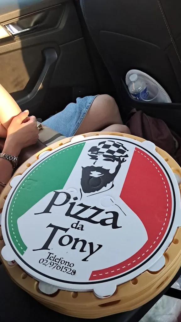 Praneil Singh Kumar_Pizza da Tony_Marcallo_review