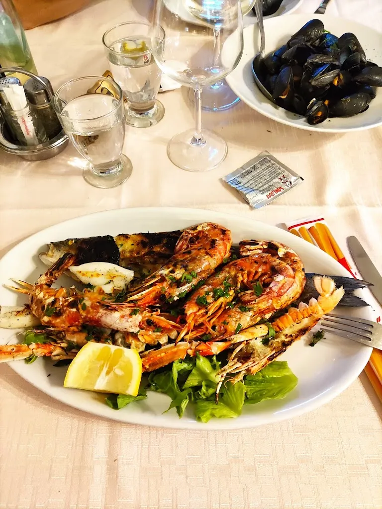 Trattoria RosyDa Gino Di Filice Gino_Marcheno_slider_image_3