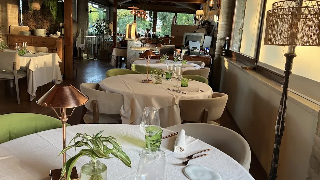 Osteria Dalie e Fagioli restaurant in Manerba del Garda