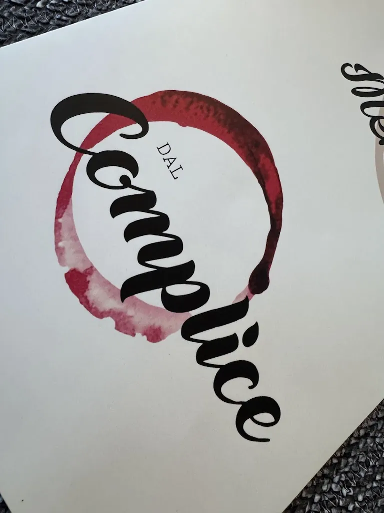 M K_Dal complice_Manerba del Garda_review