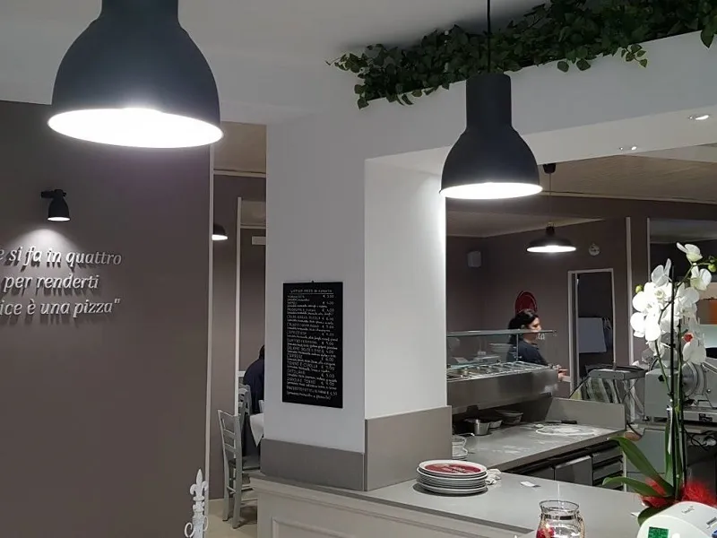 Pizzeria La Tavernetta restaurant in Avetrana