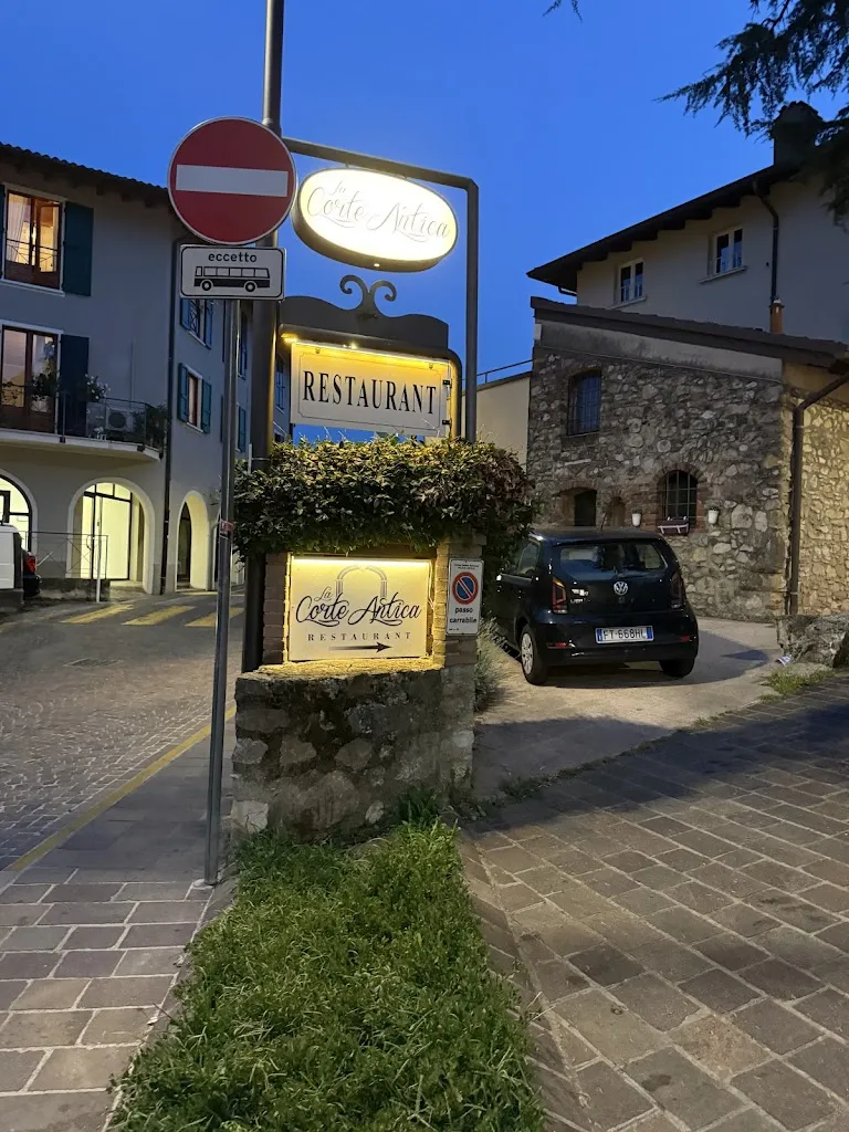 John Dev_La Corte Antica Ristorante_Manerba del Garda_review