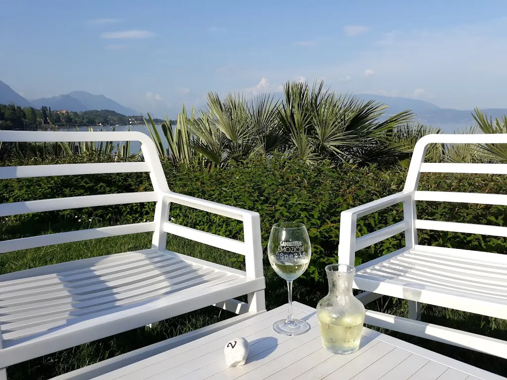 František Zimmermann_Nasimi Beach_Manerba del Garda_review