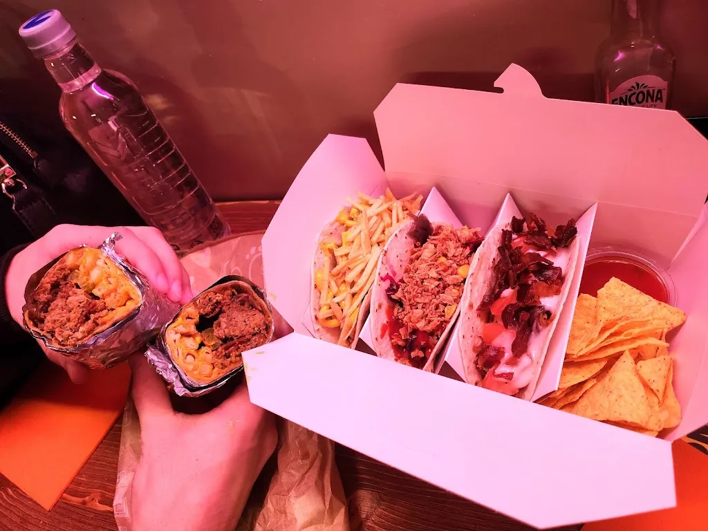 Iana Cozari_Tiki Tacos Manerbio_Manerbio_review