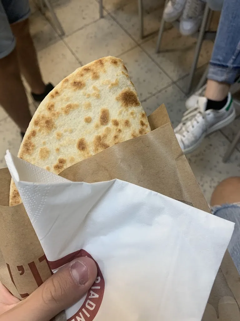 Lorenzo B_La Piadineria_Manerbio_review
