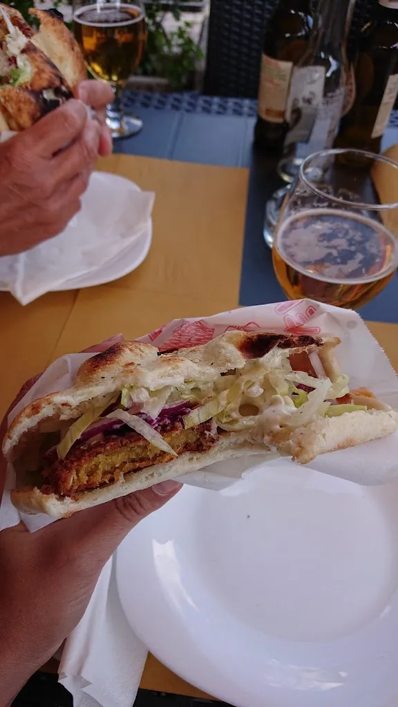 Marylène Moulimard_İstanbul Kebap marchirolo_Marchirolo_review