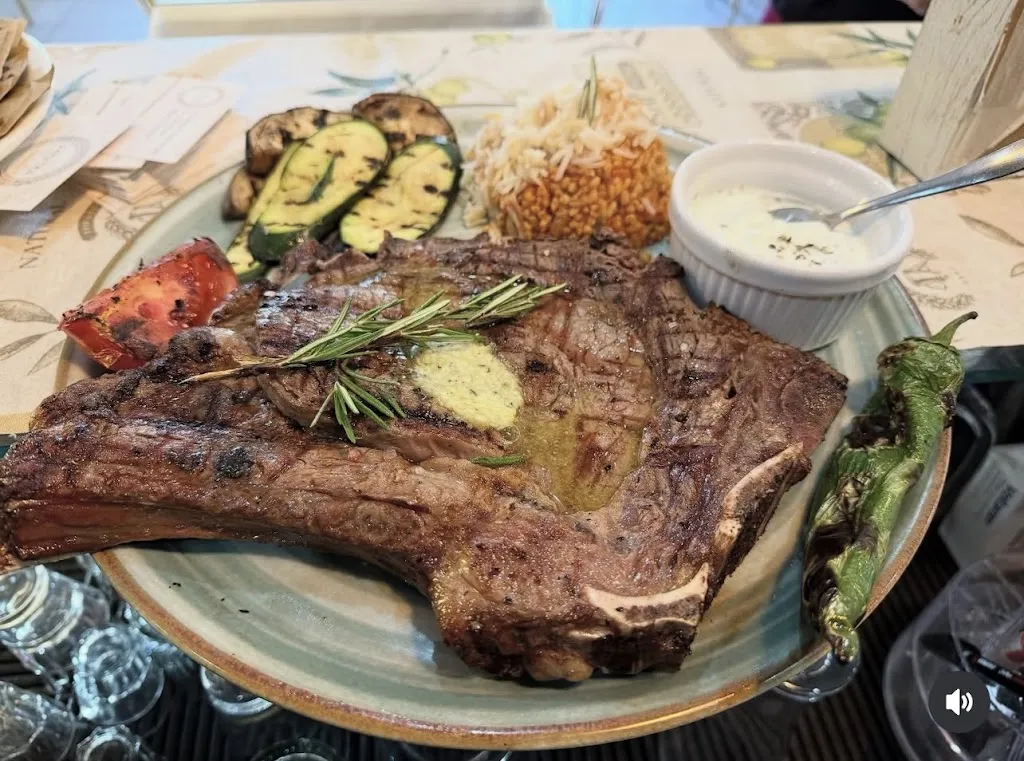 Demetra Pizzeria e Griglieria_Marchirolo_slider_image_3