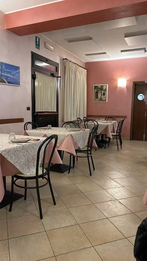 Pizzeria Top 2000 restaurant in Martignana di Po