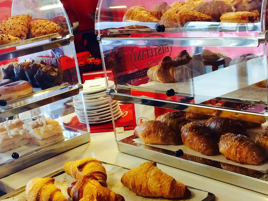 Bar Baraonda restaurant in Martignana di Po