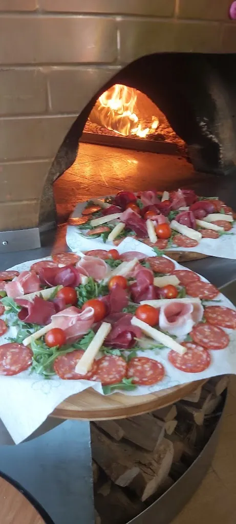 Menu_Pizzeria Regina_Marmirolo_image_9