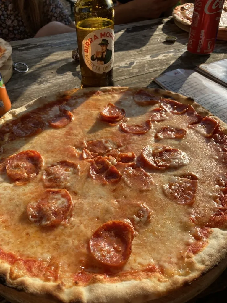 Martin Hellmuth_Pizzeria Regina_Marmirolo_review