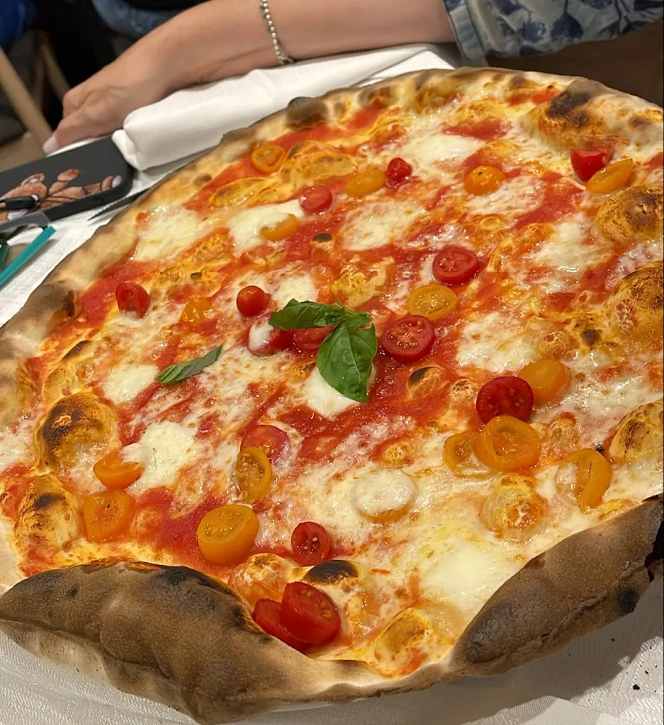 Ristorante Pizzeria Tre Lanterne_Martinengo_slider_image_3