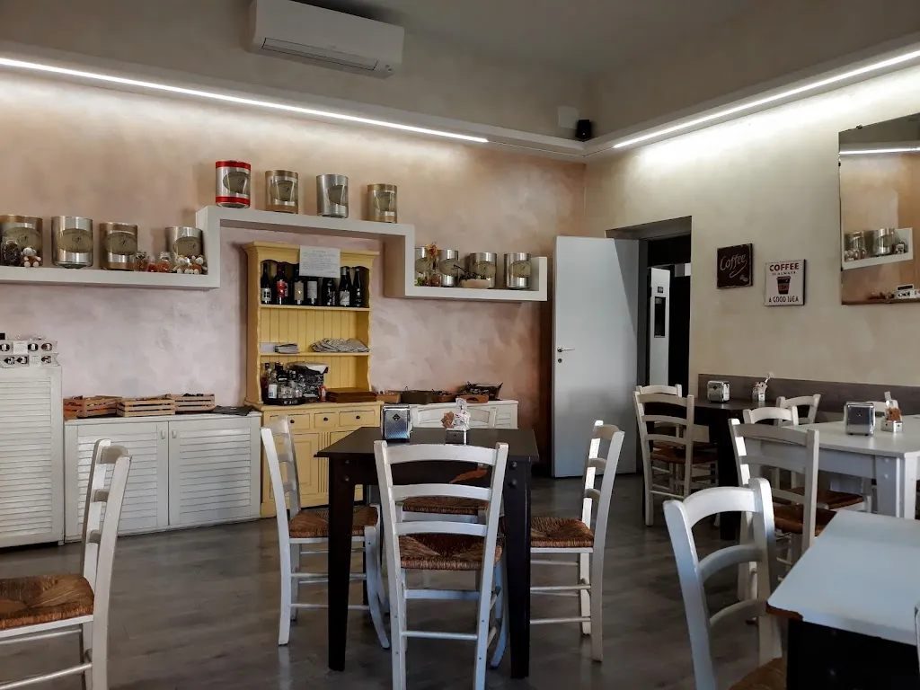 "Colognesi" Cafè And Pastry Shop restaurant in Masate