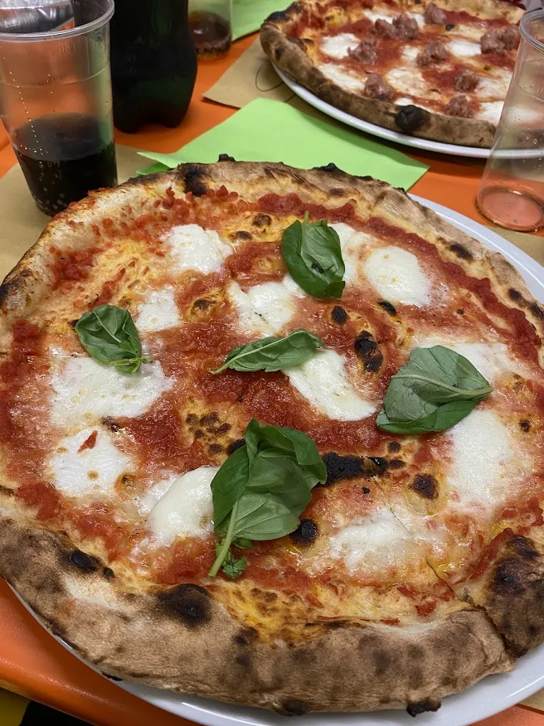 Camila Silva_Impastiamo pizzeria_Massalengo-Motta Vigana_reseña