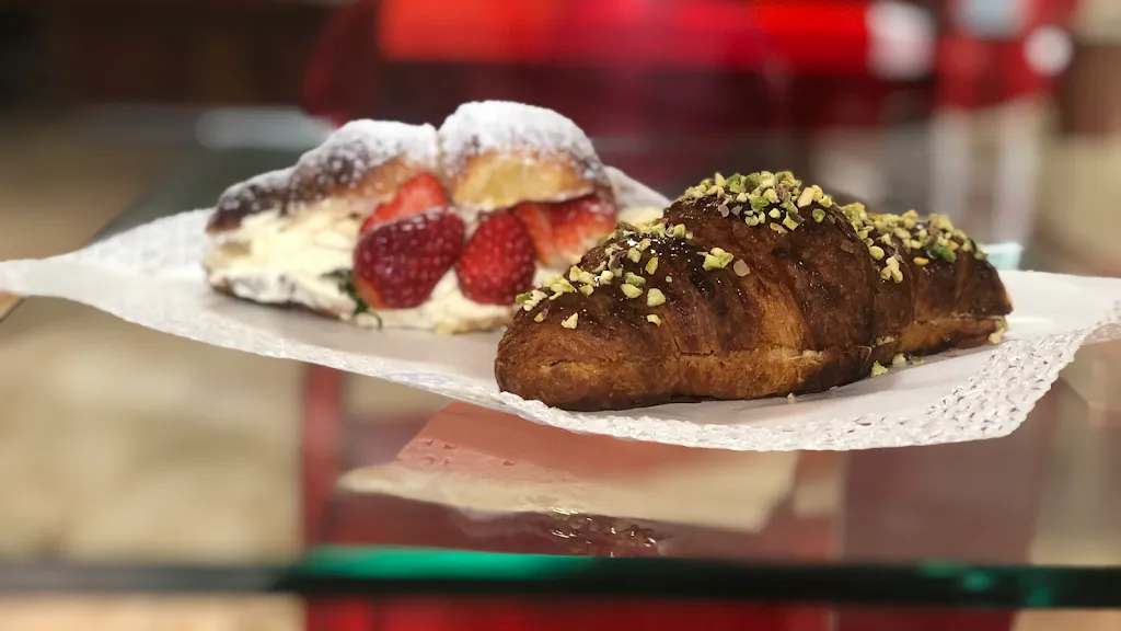 Caffè Roma Ristobar Paninoteca_Medole_slider_image_2