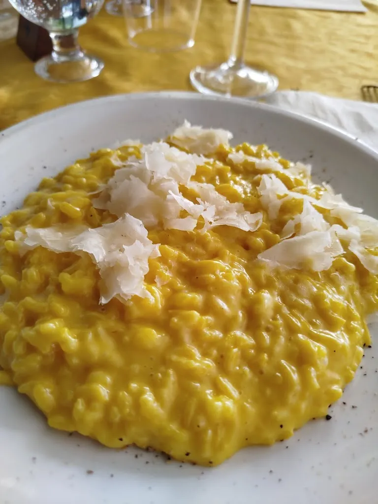 Nuova Trattoria Bellaria_Mediglia_slider_image_3