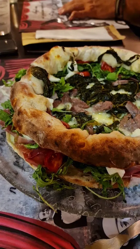 Pizzeria Napoletana La Terrazza_Mediglia_slider_image_2