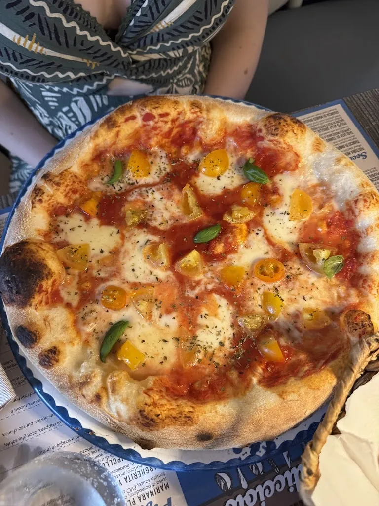 Jacques Wang_IL PORTICCIOLO ristorante pizzeria_Menarola_review