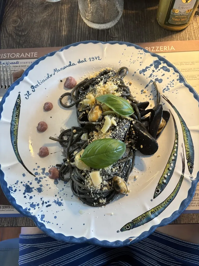 Caitlin Buzzard_IL PORTICCIOLO ristorante pizzeria_Menarola_review