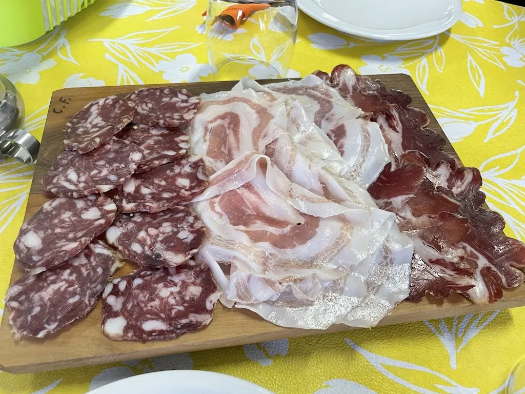 aldo S_La tana del lupo_Menconico_review