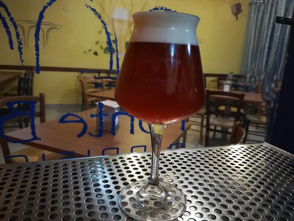 Birrificio Ponte Blu_Menconico_slider_image_2