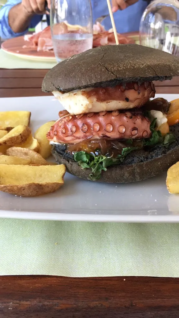 Maria Mogavero_La Lanterna sul Lago_Mercallo_review