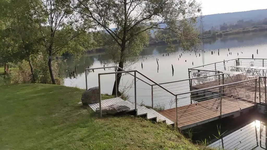 Tenuta Aquasole, Hotel e Ristorante nella natura, Sale Meeting e Centro Congressi Aziendali a Mercallo_Mercallo_slider_image_2