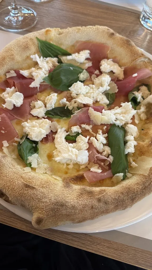 Olga Heino_Ristorante - Pizzeria Aquasole_Mercallo_review