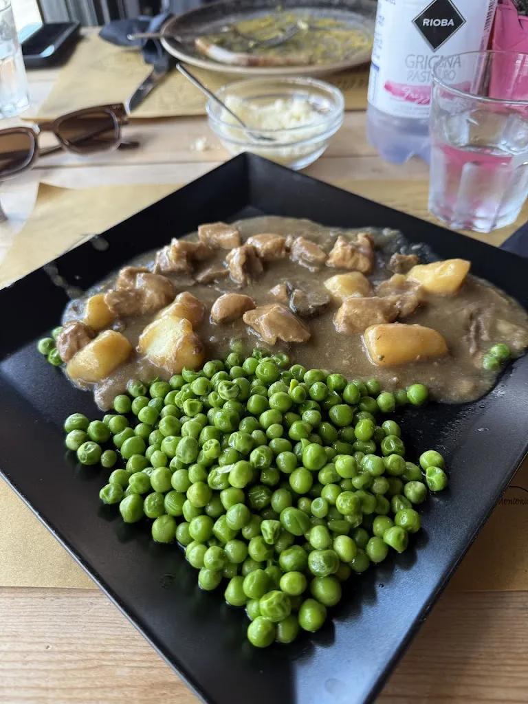 Jarrod Lim_Hosteria de Menàs_Menaggio_review