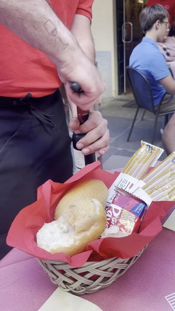 tani rah_Osteria Il Pozzo_Menaggio_review