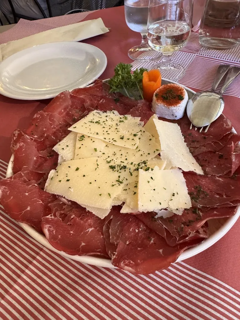 Vesela Docheva_Osteria Il Pozzo_Menaggio_review
