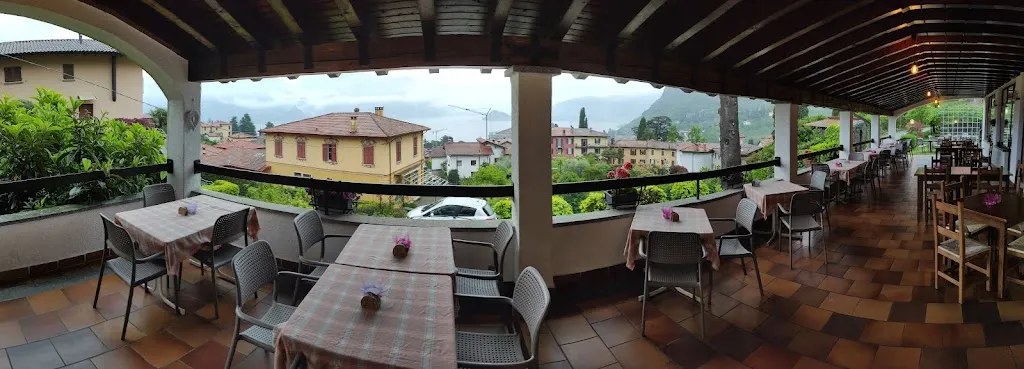 Ristorante Pizzeria CO.RI restaurant in Menaggio