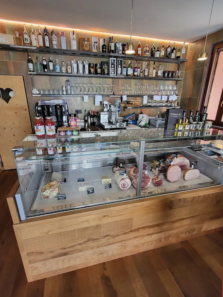 La Gügia_Mesero_slider_image_2