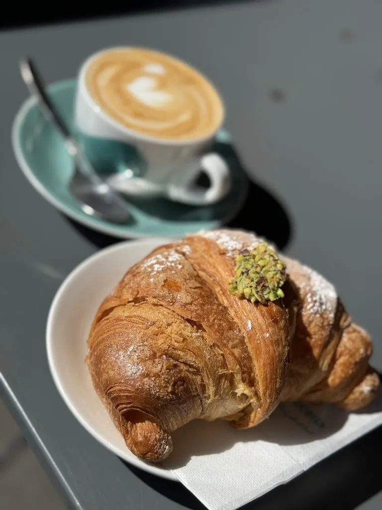 Bart Wielki_Pasticceria Artigianale Gelato Caffè_Mesenzana_review