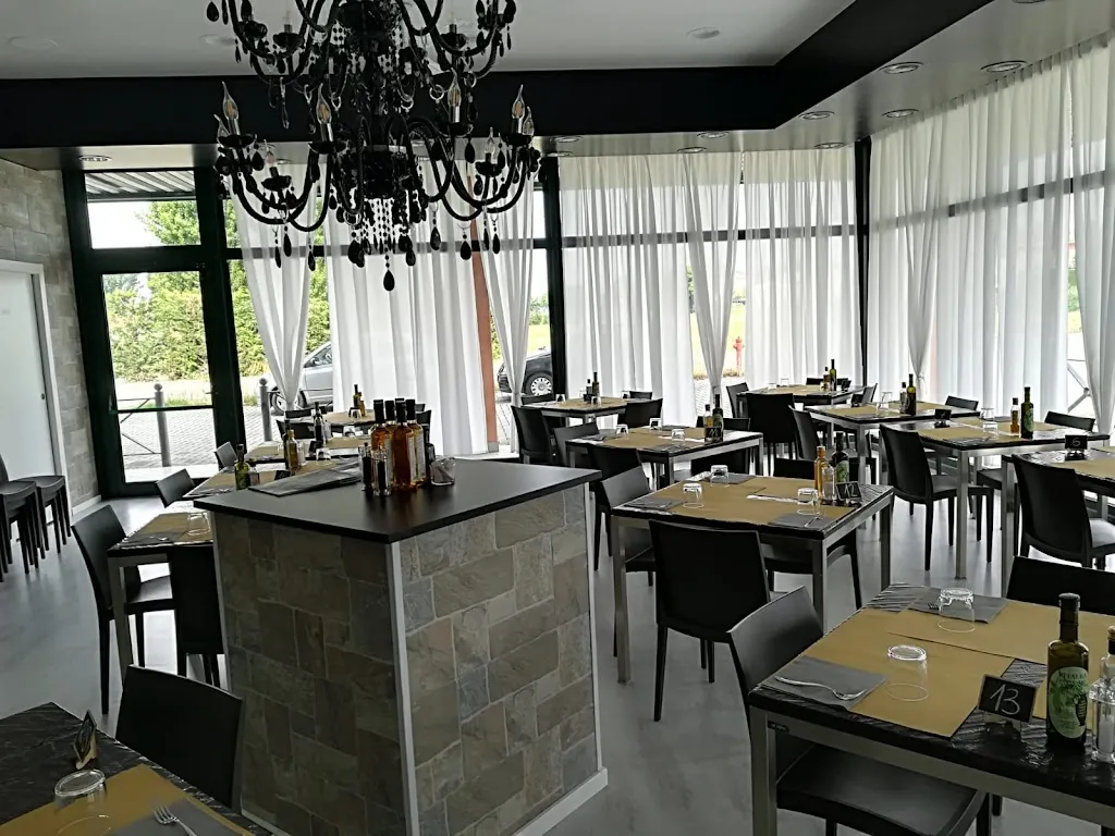 Retró gusto restaurant in Milzano